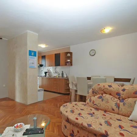 Stanko 2028 Apartment *