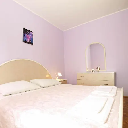 Stanko 2028 Apartment Fazana